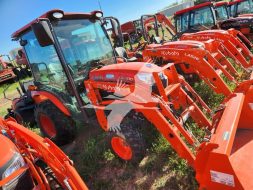 2023 KUBOTA LX2610 9293D